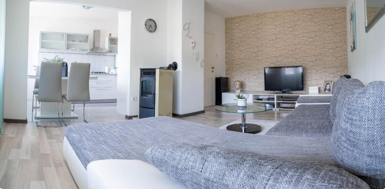 Apartmán Apartman M Knin Exteriér fotografie
