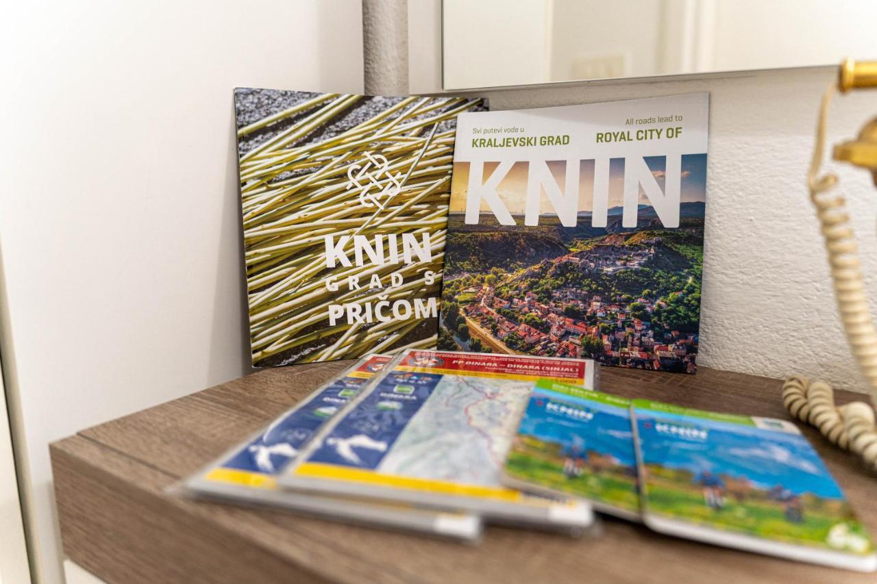Apartmán Apartman M Knin Exteriér fotografie