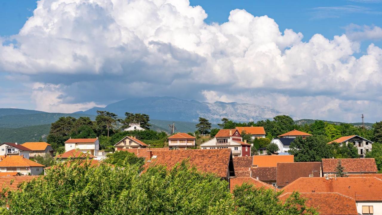 Apartmán Apartman M Knin Exteriér fotografie