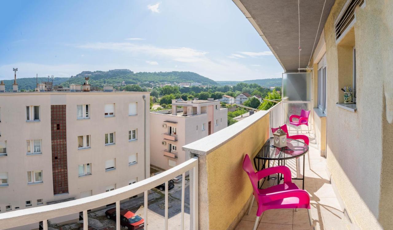 Apartmán Apartman M Knin Exteriér fotografie